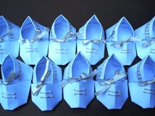 sapatinho lembrancinha em origami